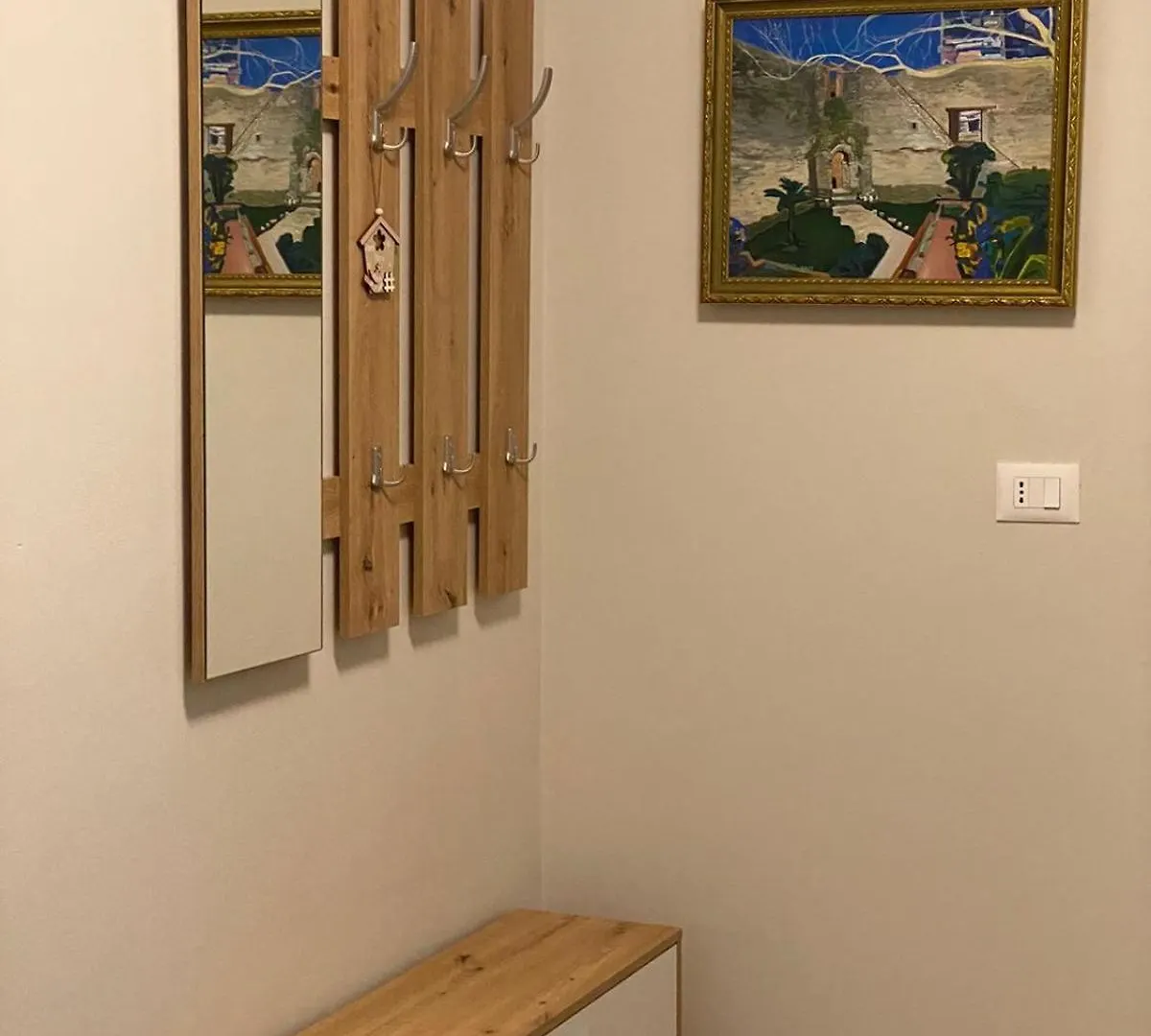 Emmas Place- Apartamenti Modern Por Miqesor Ne Qender Te Elbasanit 0*, Elbasan Arnavutluk