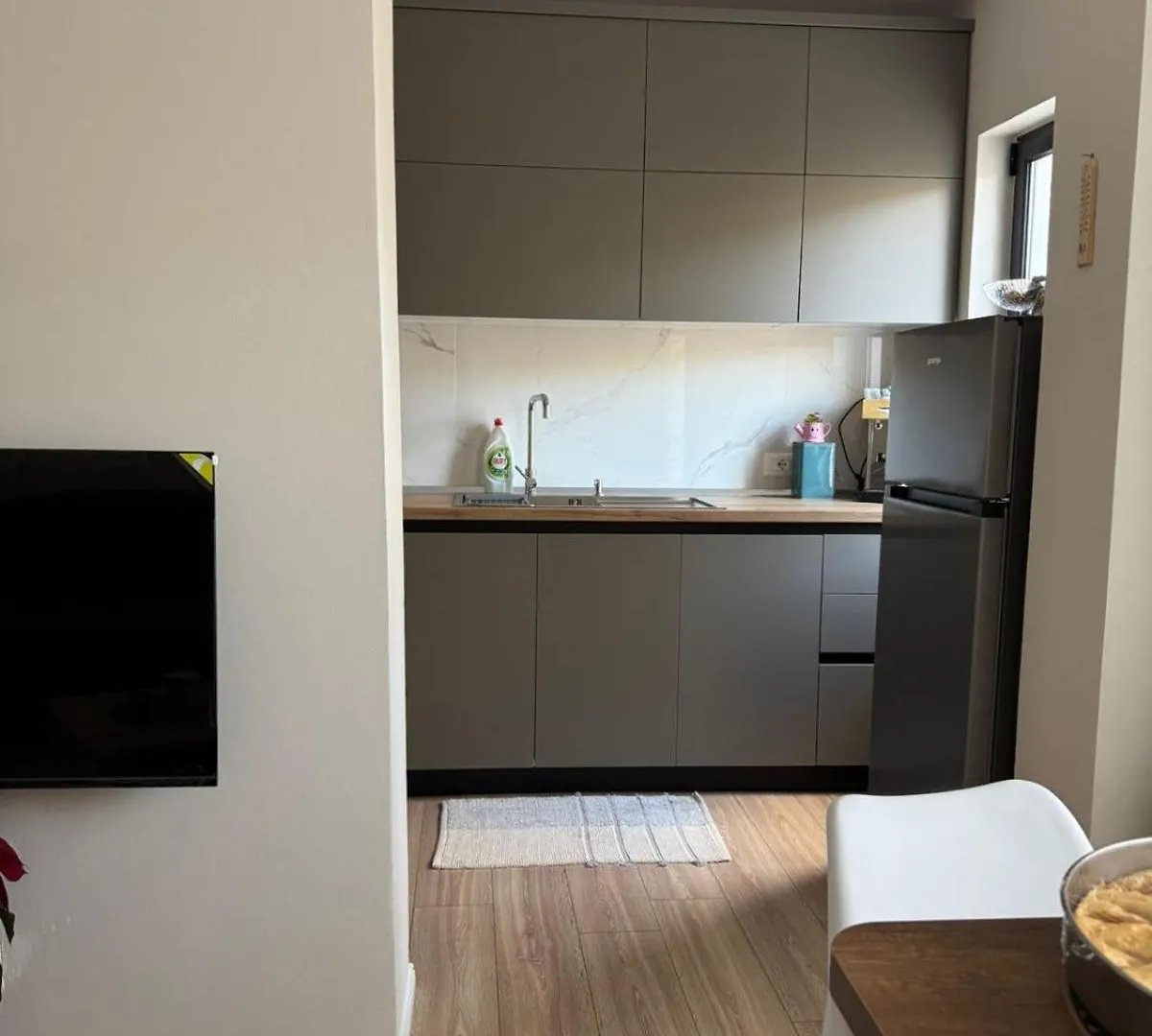 Daire Emmas Place- Apartamenti Modern Por Miqesor Ne Qender Te Elbasanit